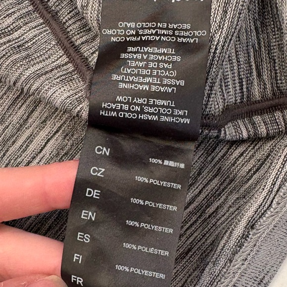 KUHL Men’s Size Large Gray Alloy Hoody Outdoor Active Hiking Travel Granola - Picture 6 of 7